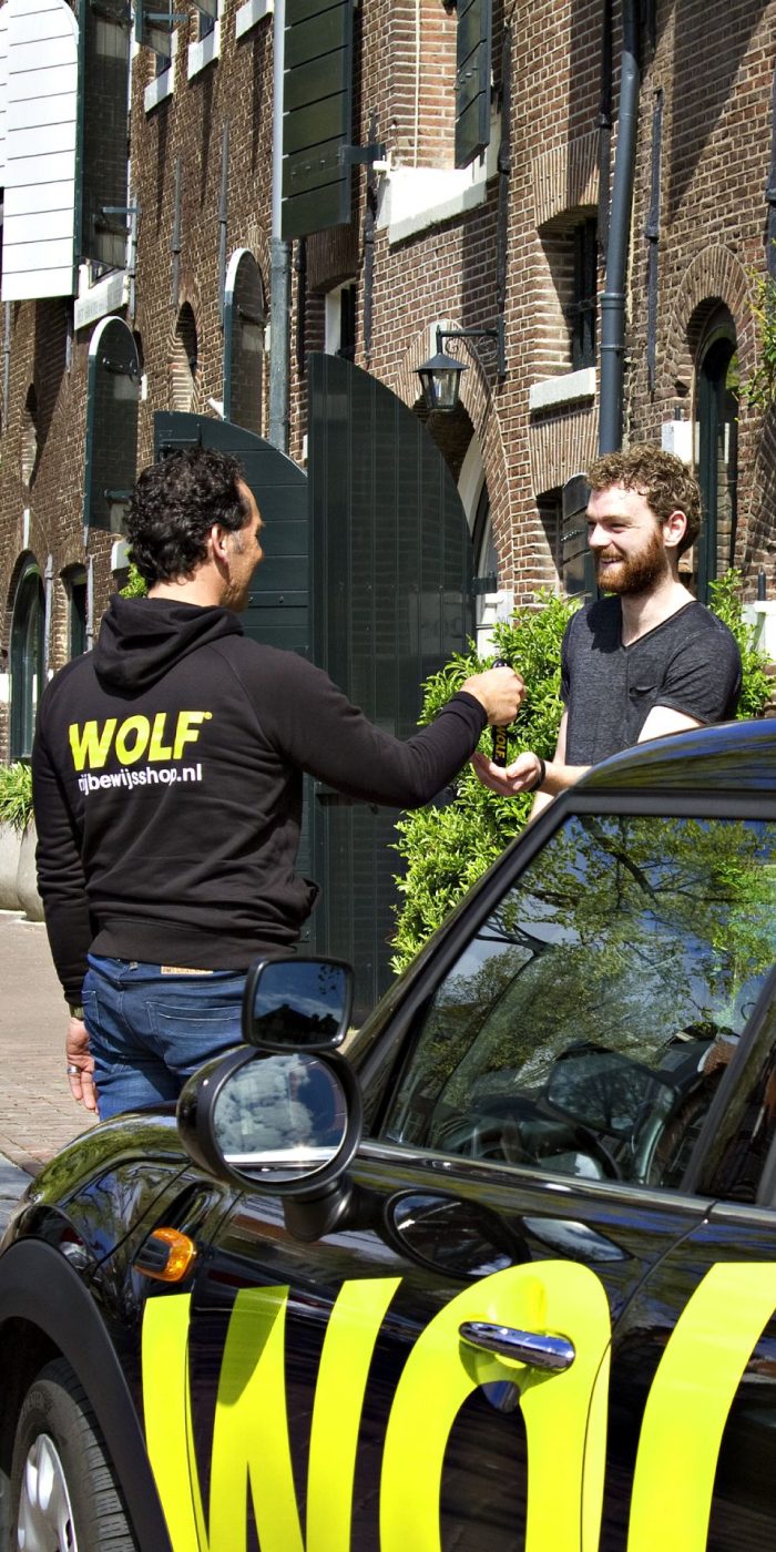 Rijinstructeur bij WOLF rijbewijsshop