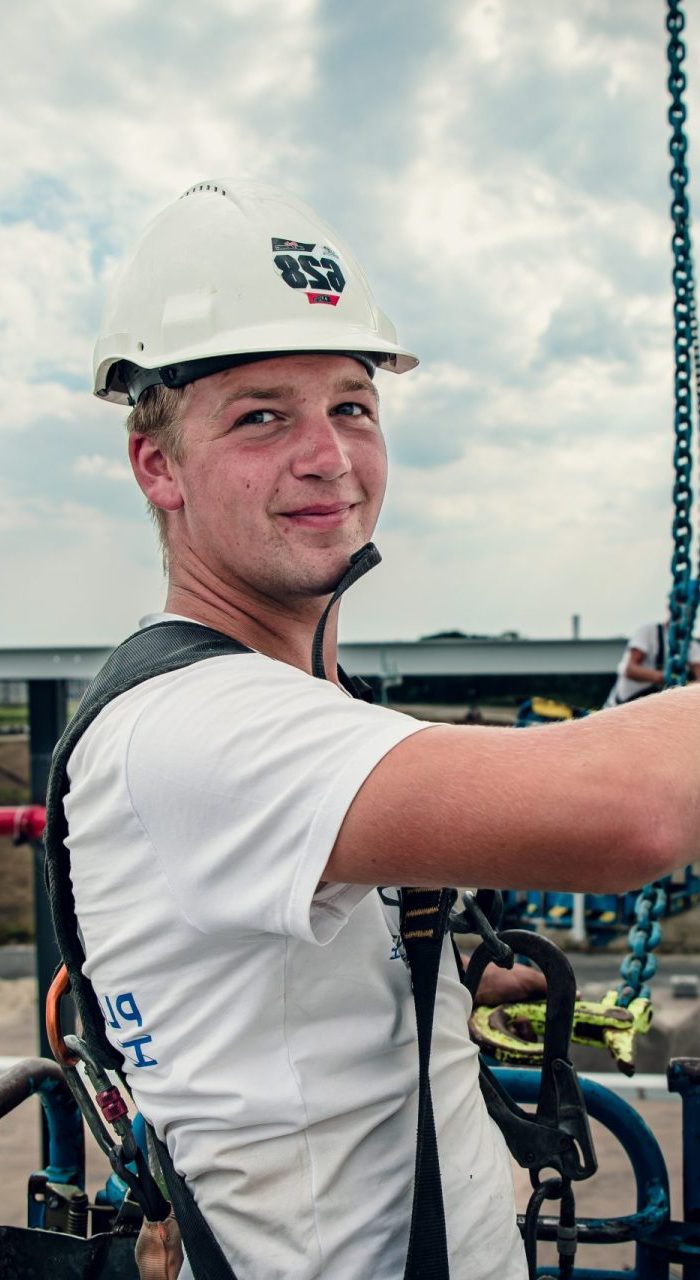 Montagemedewerker bij Ploeg Montage