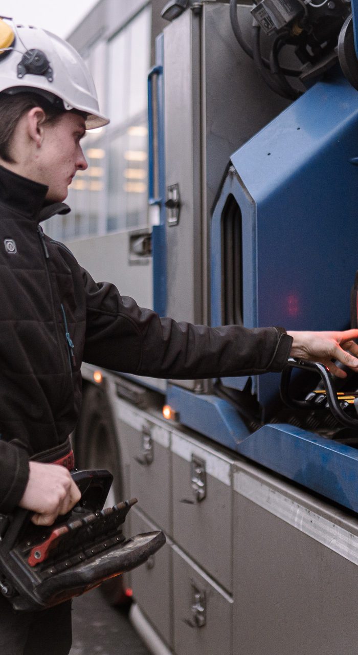 Chauffeur Autolaadkraan bij Votrans